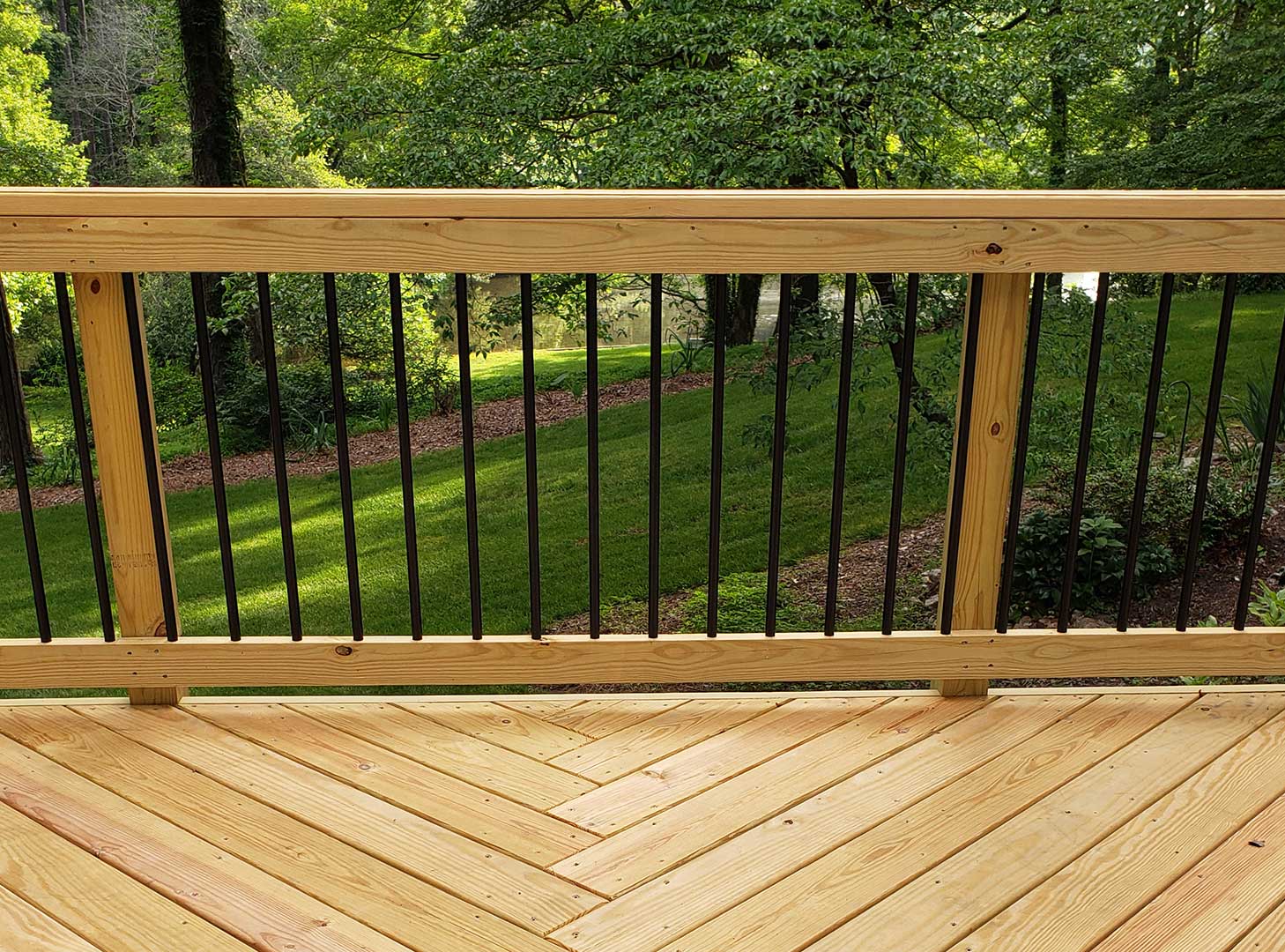 Look No Further for the Best Deck Builder in the Area